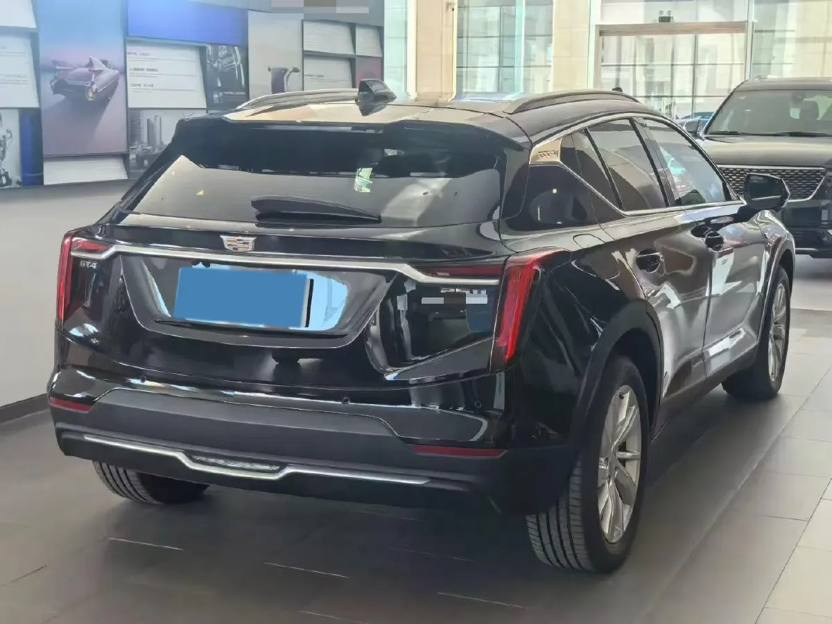 2023 Cadillac GT4 1.5T 211HP L4 9AT,autocango,china used car exporter,china ev exporter,chinese used car exporter,chinese used ev exporter