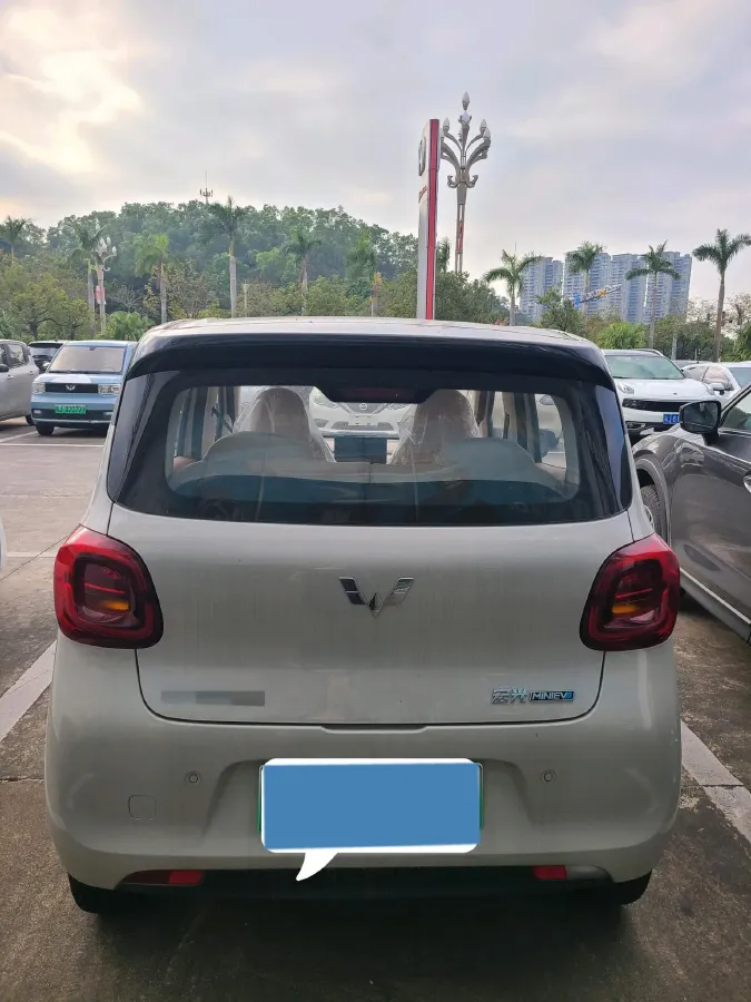 2025 WuLing HongGuang MINI EV BEV 16.2KWH,autocango,china used car exporter,china ev exporter,chinese used car exporter,chinese used ev exporter