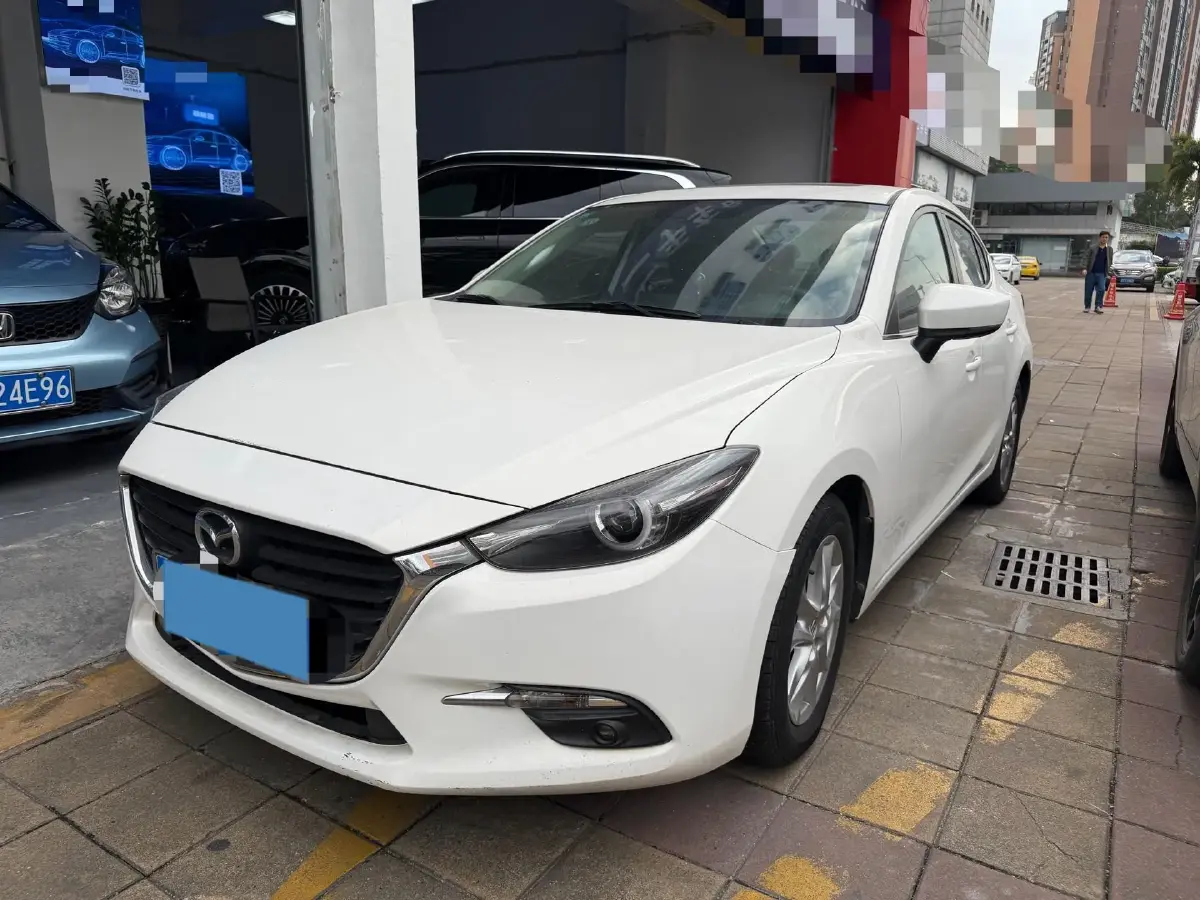 2017 Mazda 3 Axela 1.5L 117HP L4 6AT