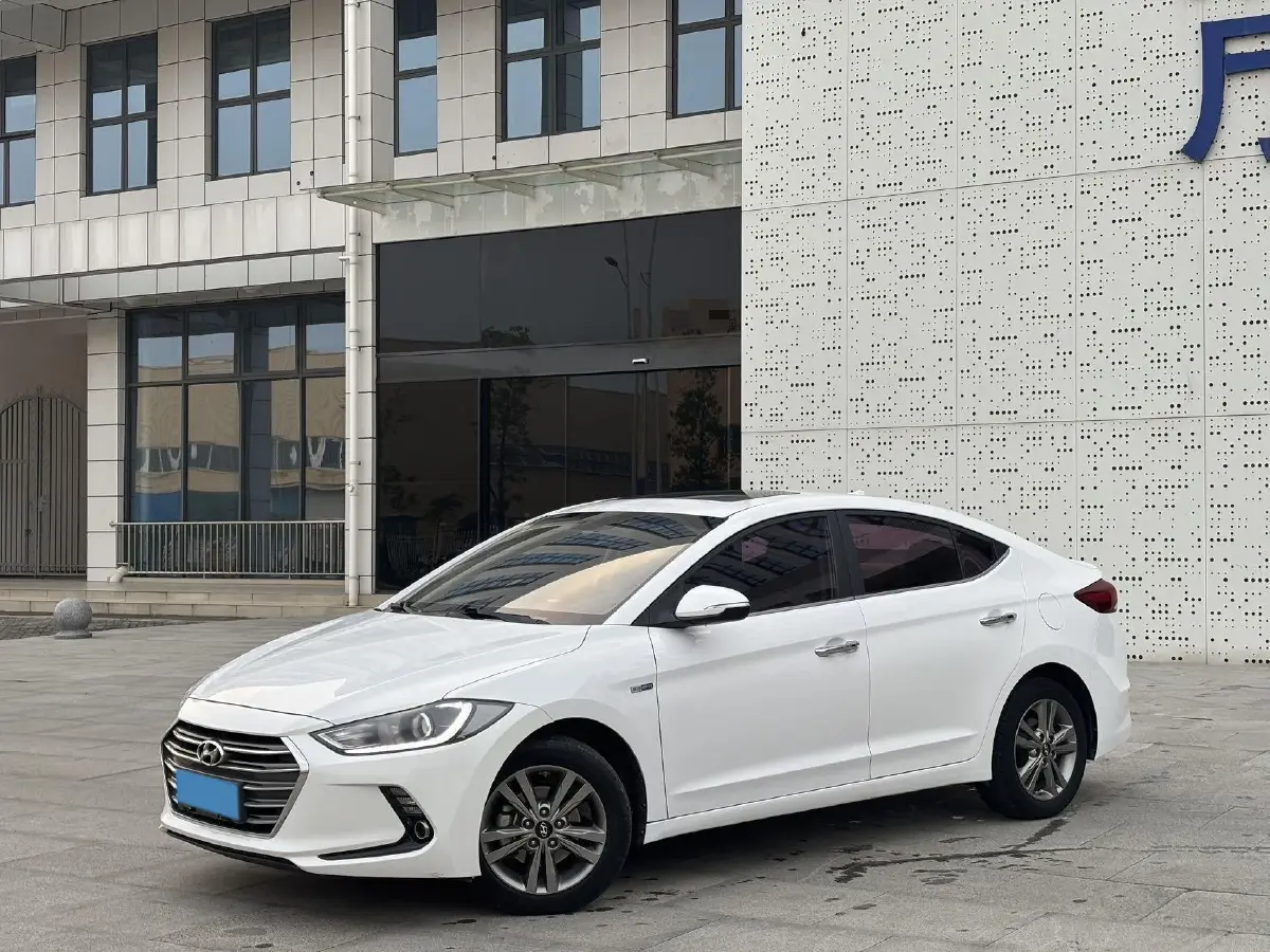 2018 Hyundai Elantra 1.4T 130HP L4 7DCT