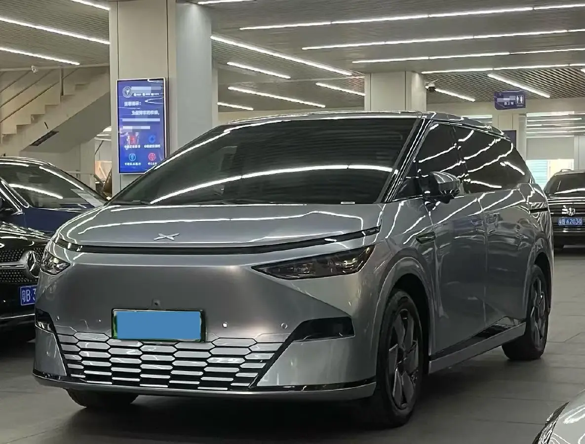 2024 Xpeng X9 BEV 101.5KWH