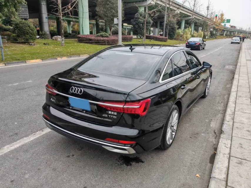 2023 Audi A6L 2.0T 245HP L4 7DCT,autocango,china used car exporter,china ev exporter,chinese used car exporter,chinese used ev exporter