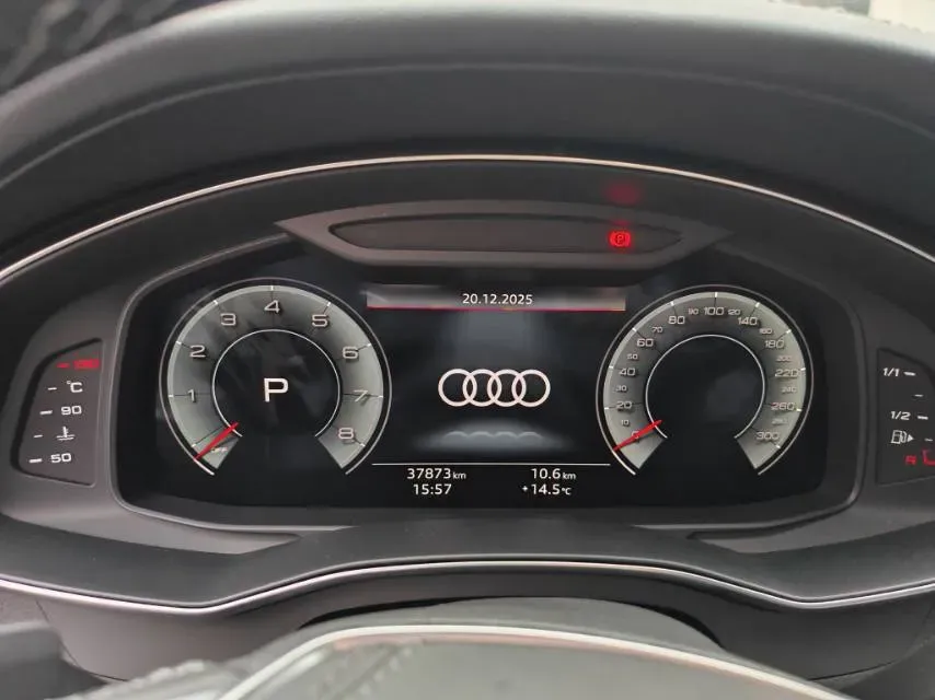 2023 Audi A6L 2.0T 245HP L4 7DCT,autocango,china used car exporter,china ev exporter,chinese used car exporter,chinese used ev exporter