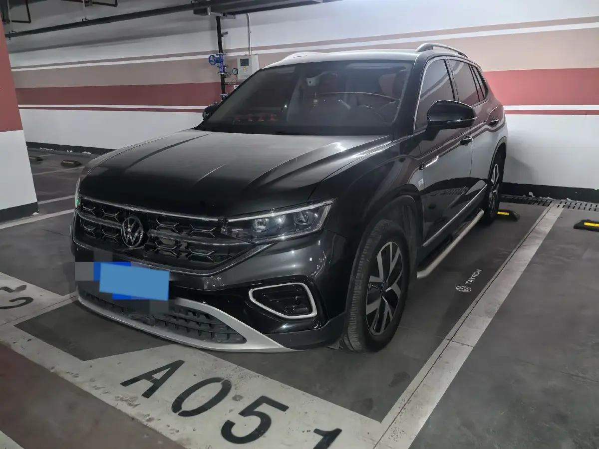 2023 Volkswagen Tayron 2.0T 186HP L4 7DCT