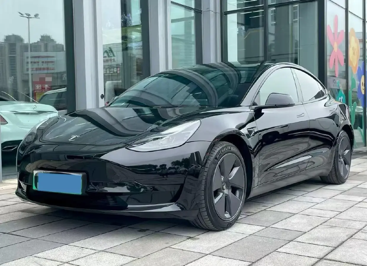 2022 Tesla Model 3 BEV 60KWH