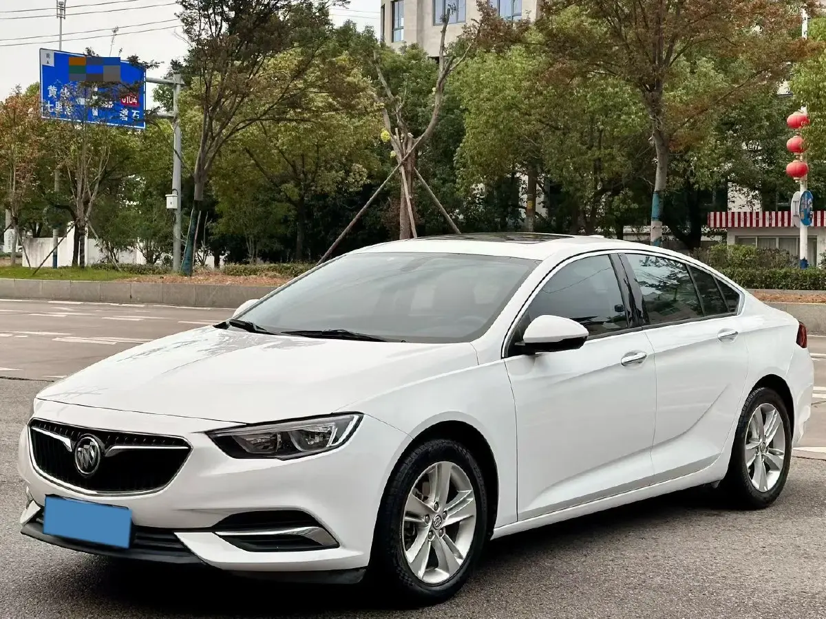 2019 LYNK&CO 03 2.0T 254HP L4 8AT