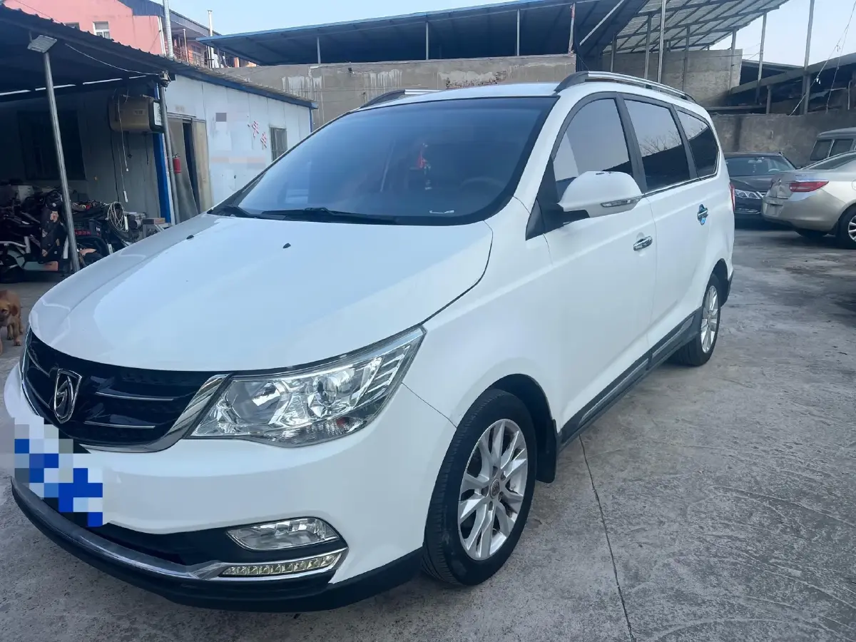 2016 BaoJun 730 1.5L 112HP L4 5MT