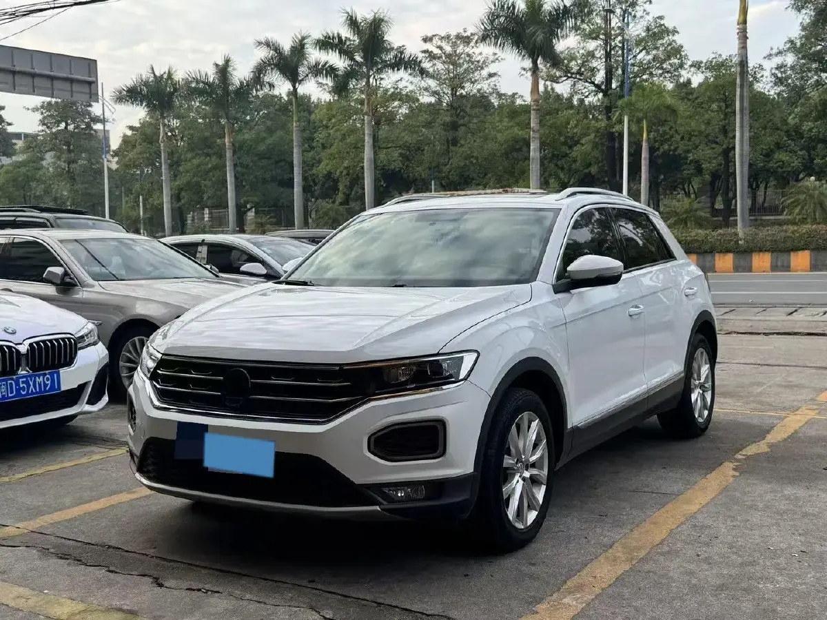 2019 Volkswagen T-Roc 1.4T 131HP L4 7DCT