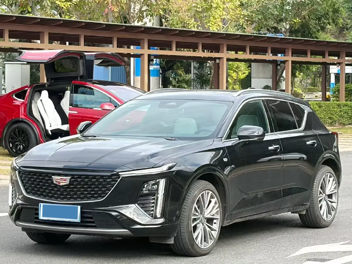 2023 Cadillac GT4 1.5T 211HP L4 9AT