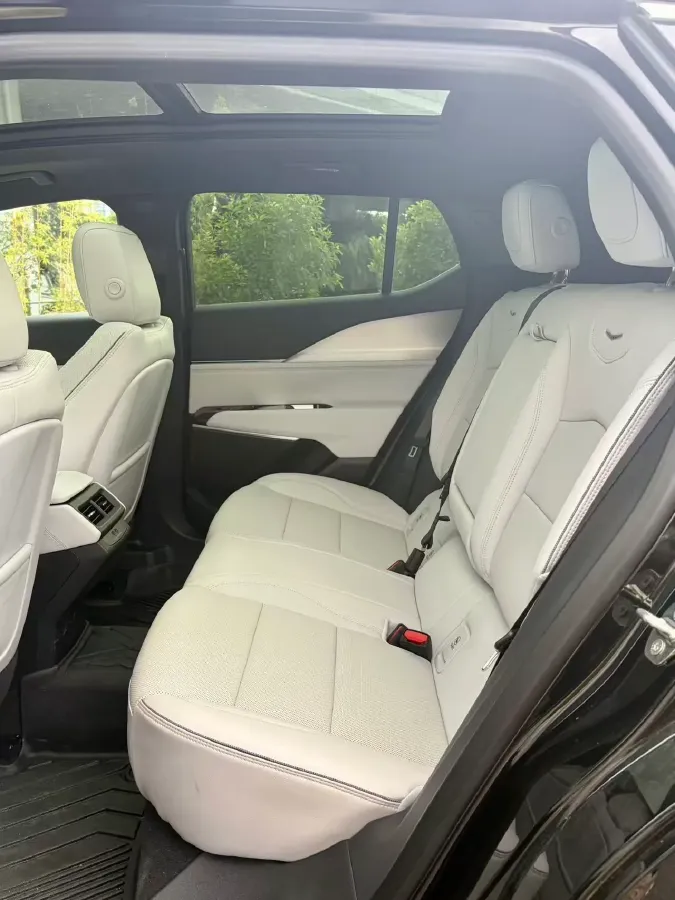 2023 Cadillac GT4 1.5T 211HP L4 9AT,autocango,china used car exporter,china ev exporter,chinese used car exporter,chinese used ev exporter