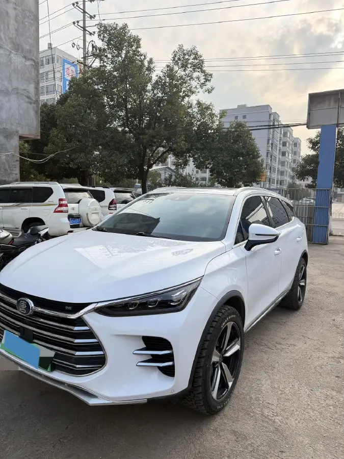 2018 BYD Tang 2.0T 205HP L4 6DCT PHEV 23.97KWH