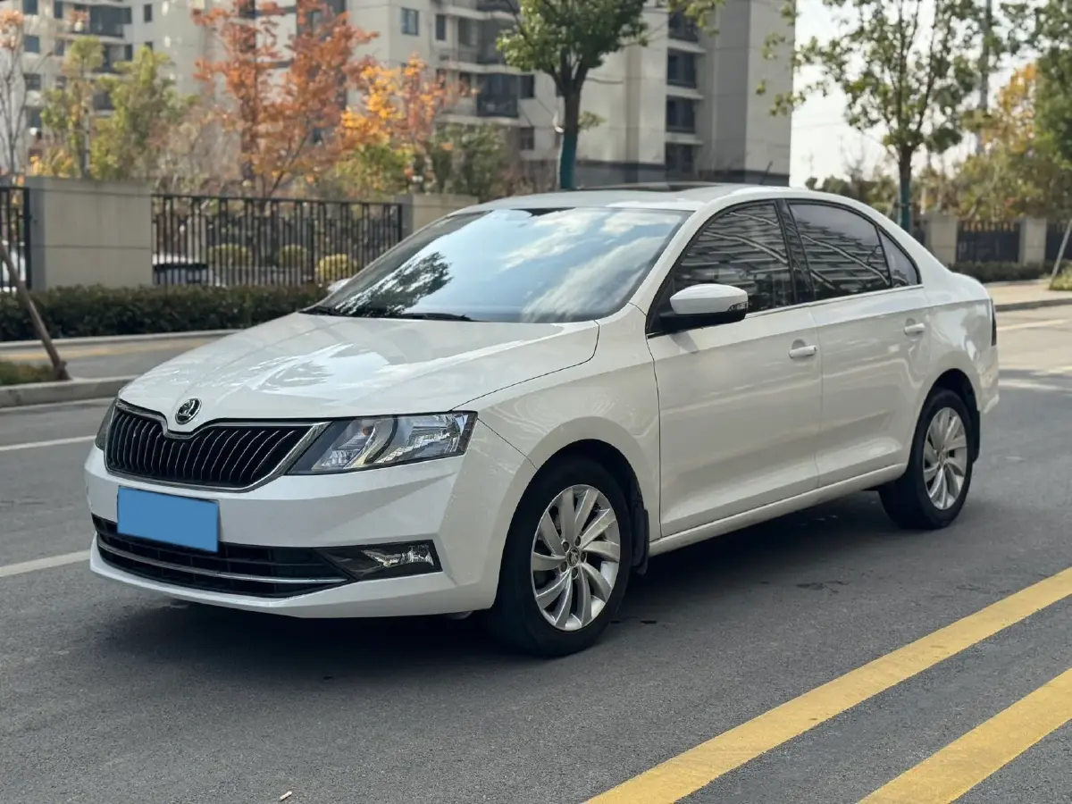 2018 Skoda Rapid 1.6L 110HP L4 5MT