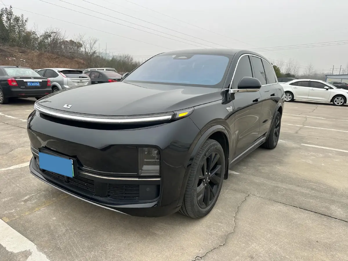 2023 Li L8 Range Extended 154HP REEV 40.9KWH