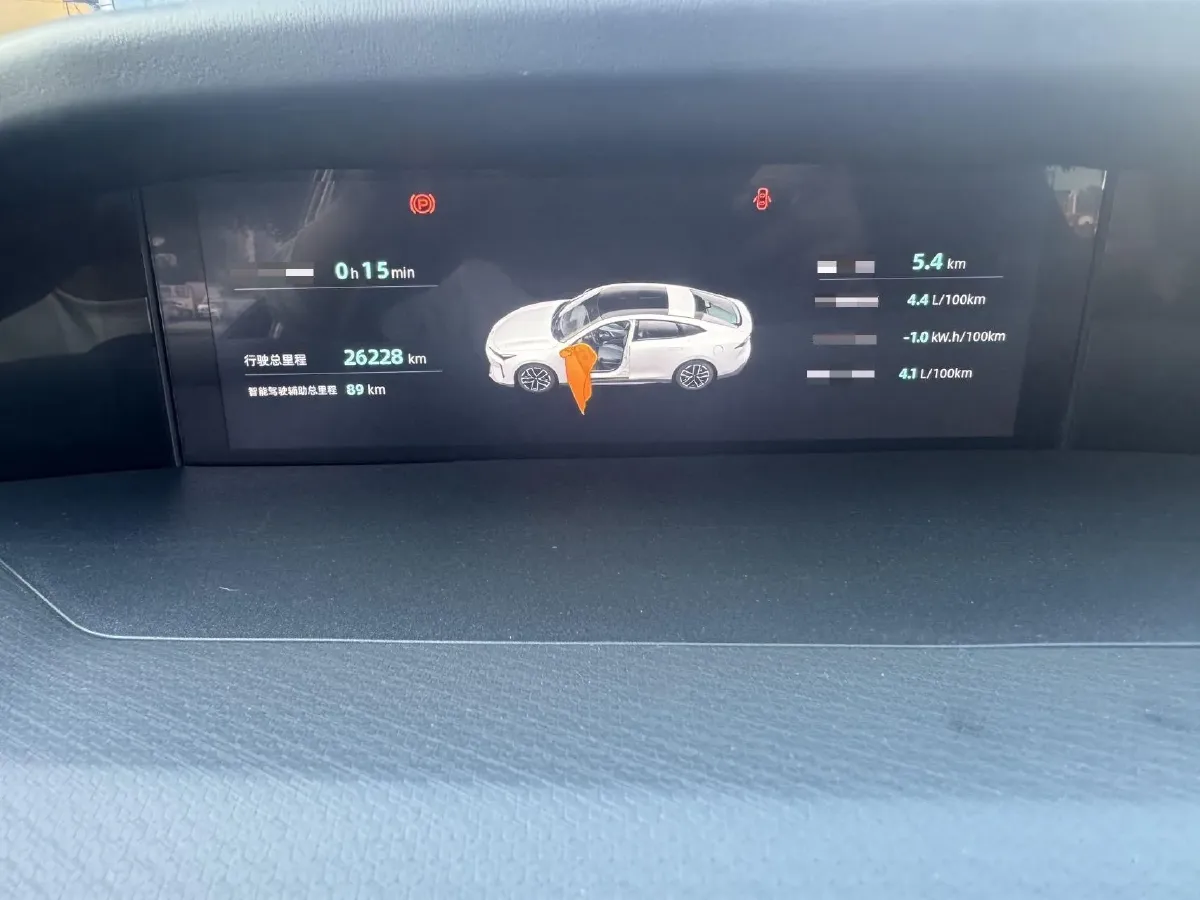 2023 Iveco DeYi 2.5T 122HP L4 6AT,autocango,china used car exporter,china ev exporter,chinese used car exporter,chinese used ev exporter