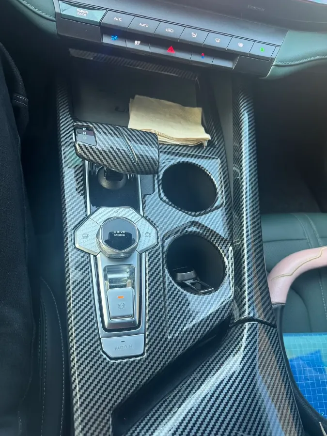 2023 Iveco DeYi 2.5T 122HP L4 6AT,autocango,china used car exporter,china ev exporter,chinese used car exporter,chinese used ev exporter