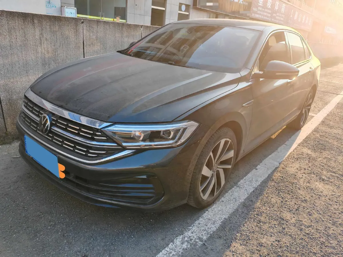 2023 Volkswagen Sagitar 1.5T 160HP L4 7DCT,autocango,china used car exporter,china ev exporter,chinese used car exporter,chinese used ev exporter