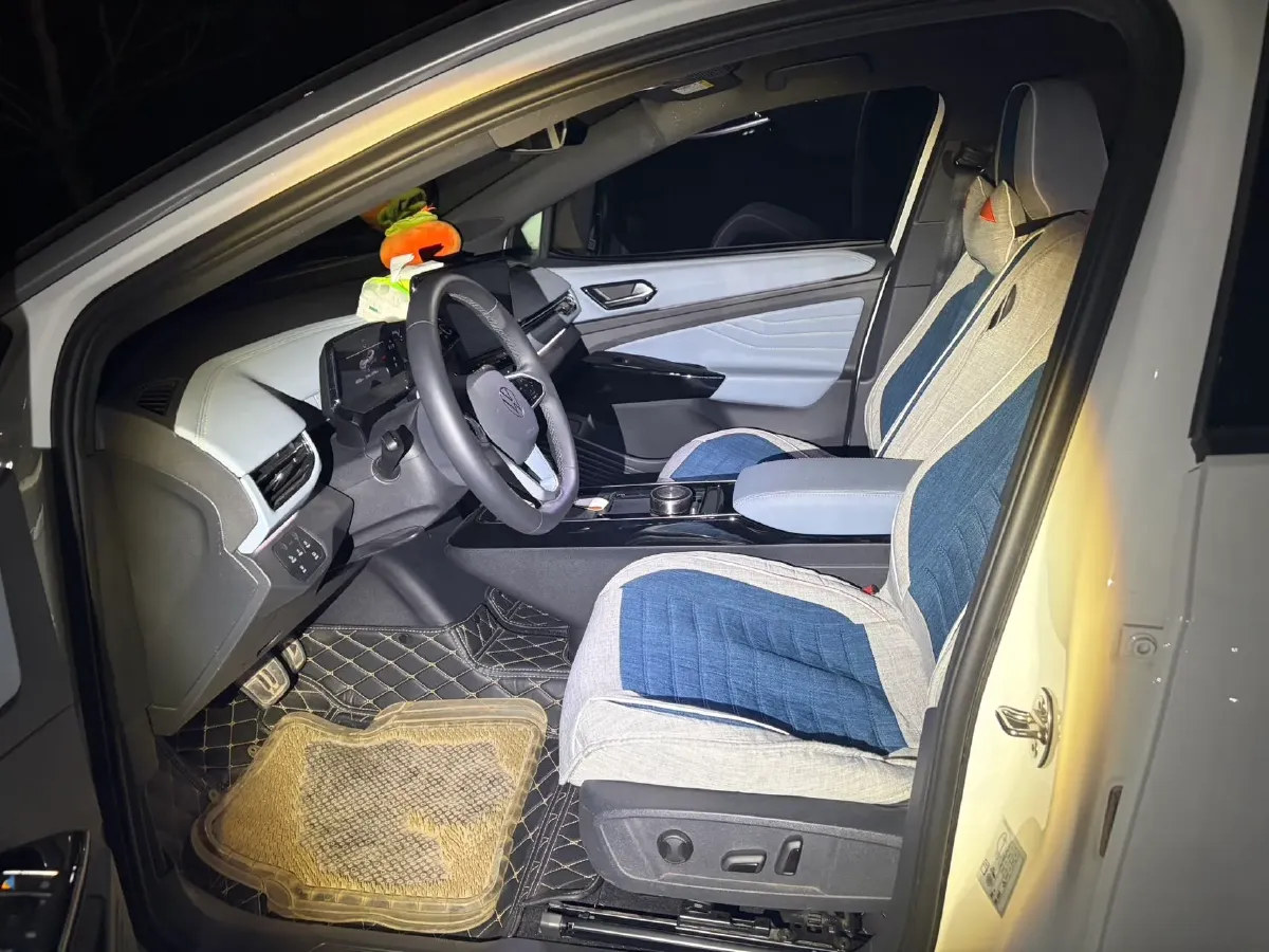 2024 Exceed LXC-DM 1.5T 156HP L4 3DHT PHEV 19.27KWH,autocango,china used car exporter,china ev exporter,chinese used car exporter,chinese used ev exporter