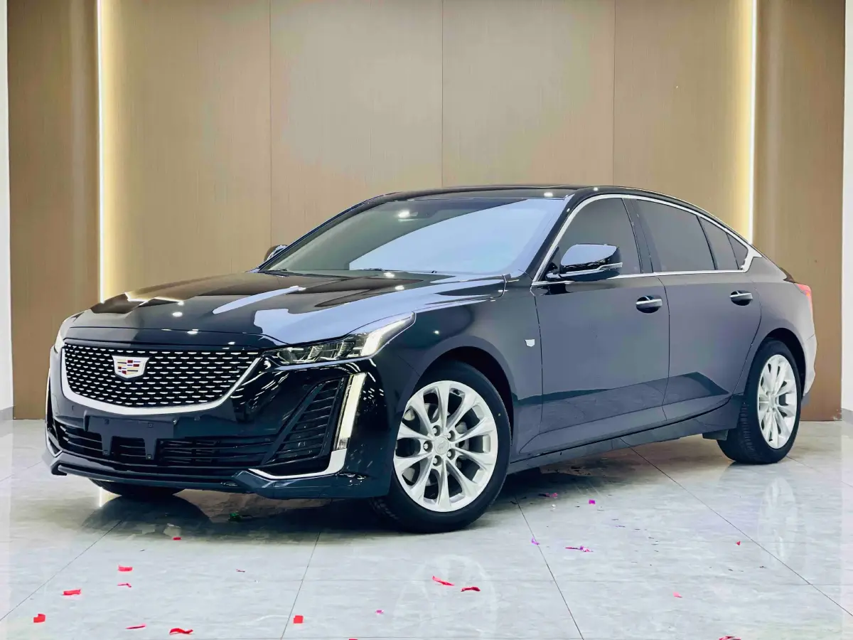 2023 Cadillac CT5 2.0T 237HP L4 10AT