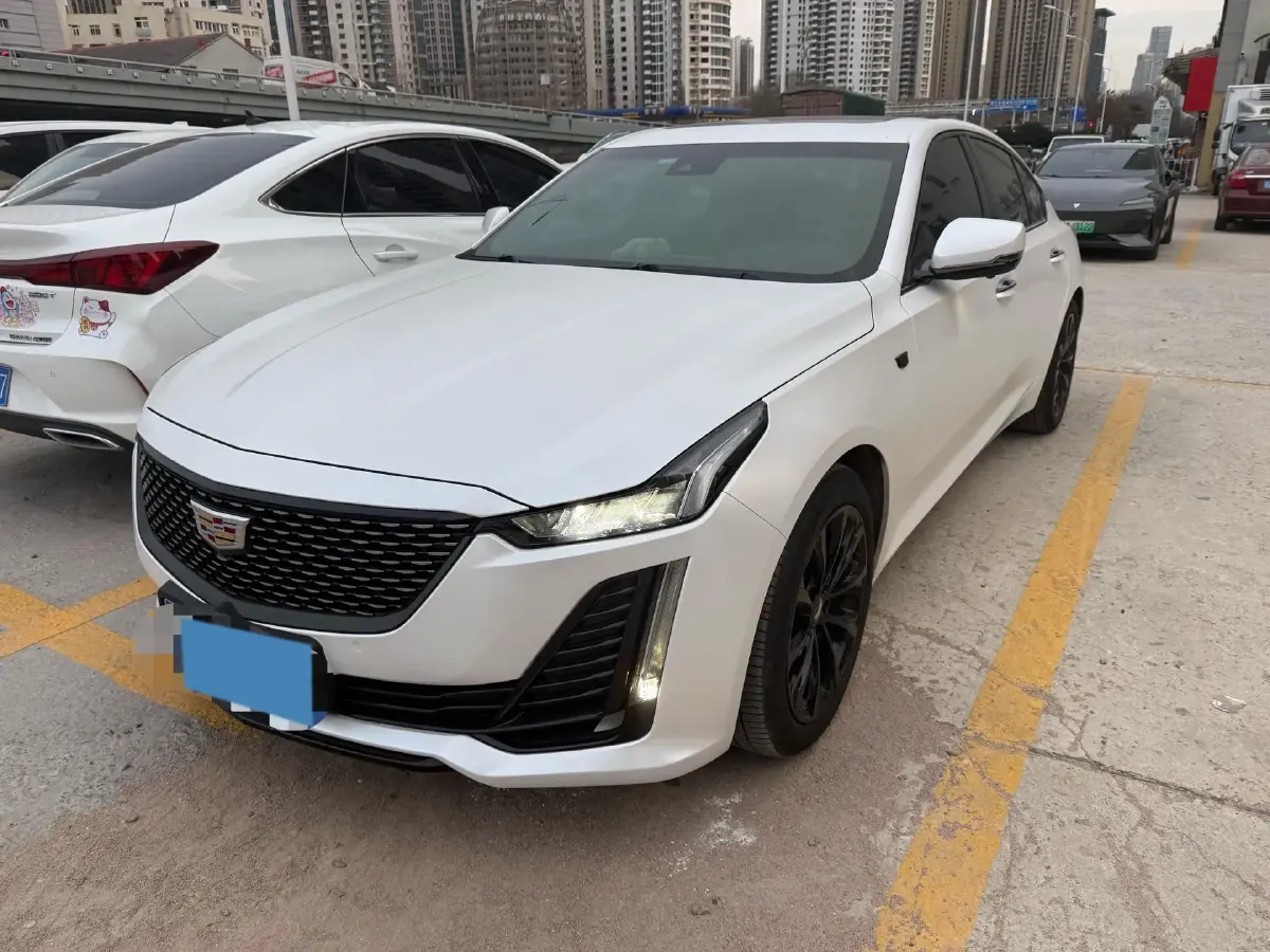 2021 Cadillac CT5 2.0T 237HP L4 10AT