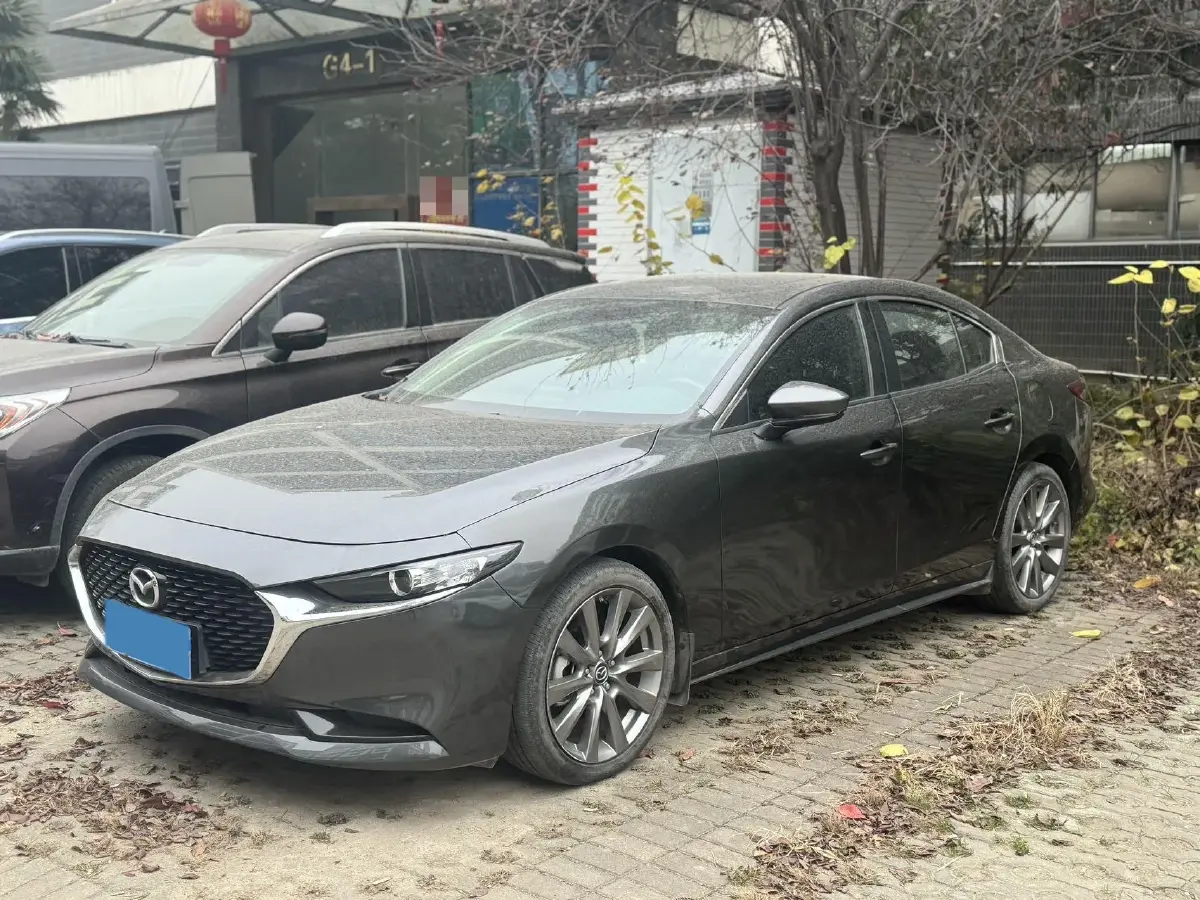 2022 Mazda 3 Axela 2.0L 158HP L4 6AT
