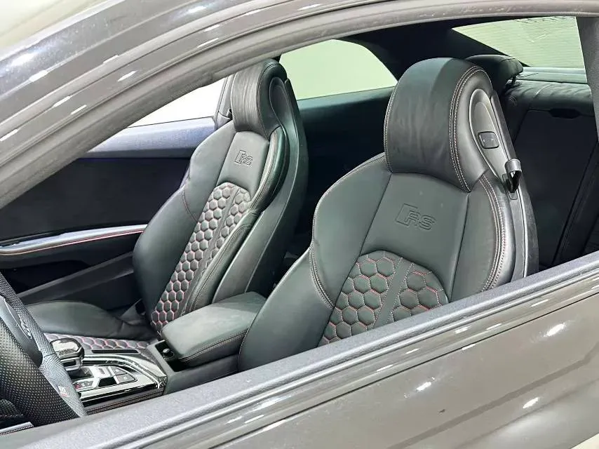 2021 Audi RS 5 2.9T 450HP V6 8AT,autocango,china used car exporter,china ev exporter,chinese used car exporter,chinese used ev exporter