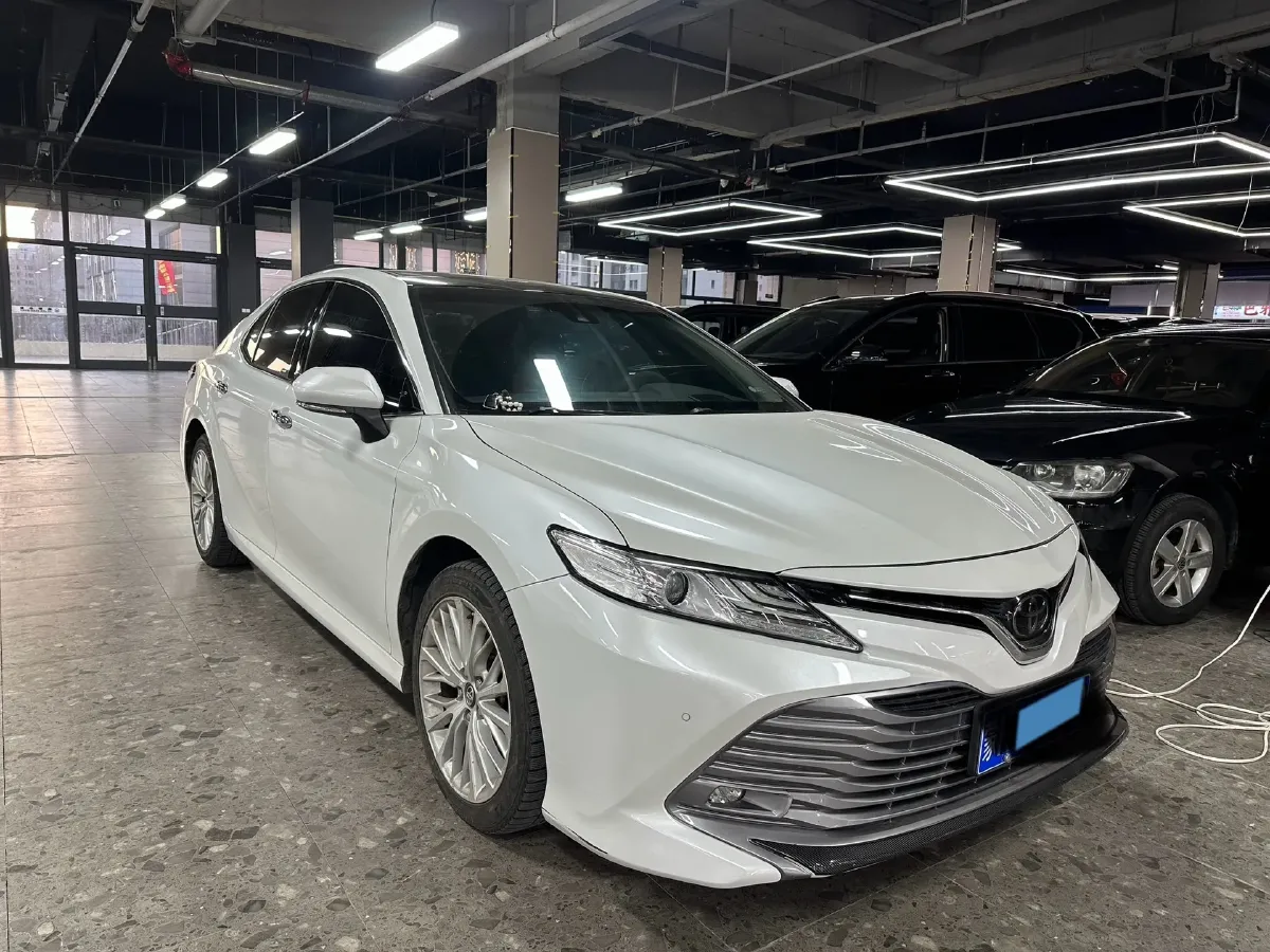 2019 Toyota Camry 2.5L 209HP L4 8AT,autocango,china used car exporter,china ev exporter,chinese used car exporter,chinese used ev exporter