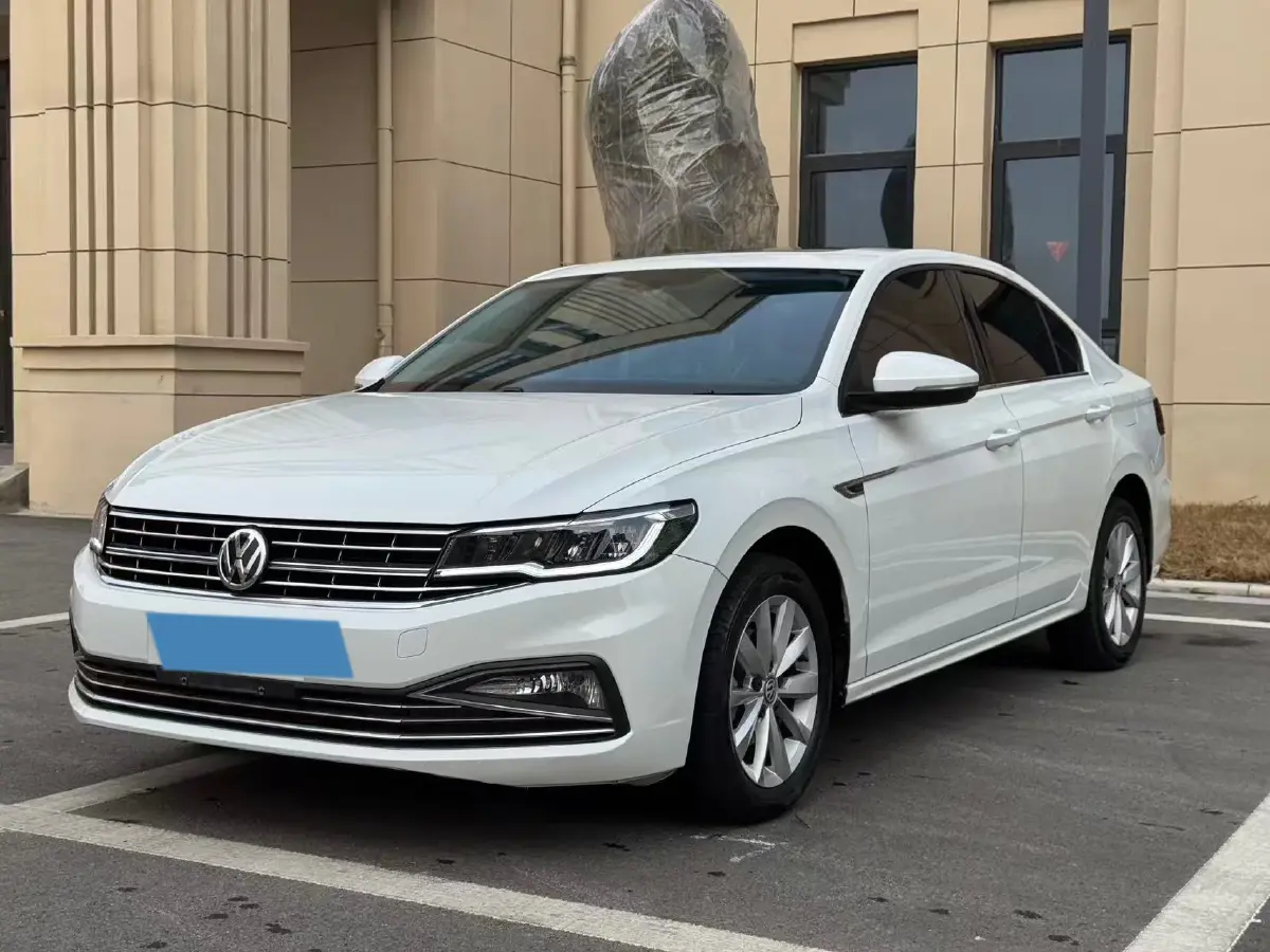 2019 Volkswagen Golf Sportsvan 1.6L 110HP L4 6AT