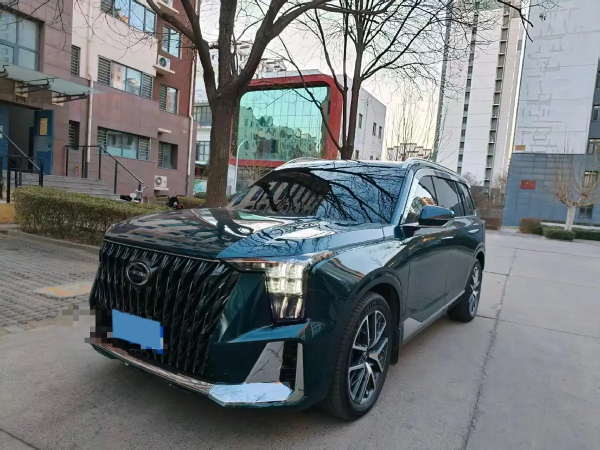 2022 GAC Trumpchi GS8 2.0T 190HP L4 E-CVT Hybrid