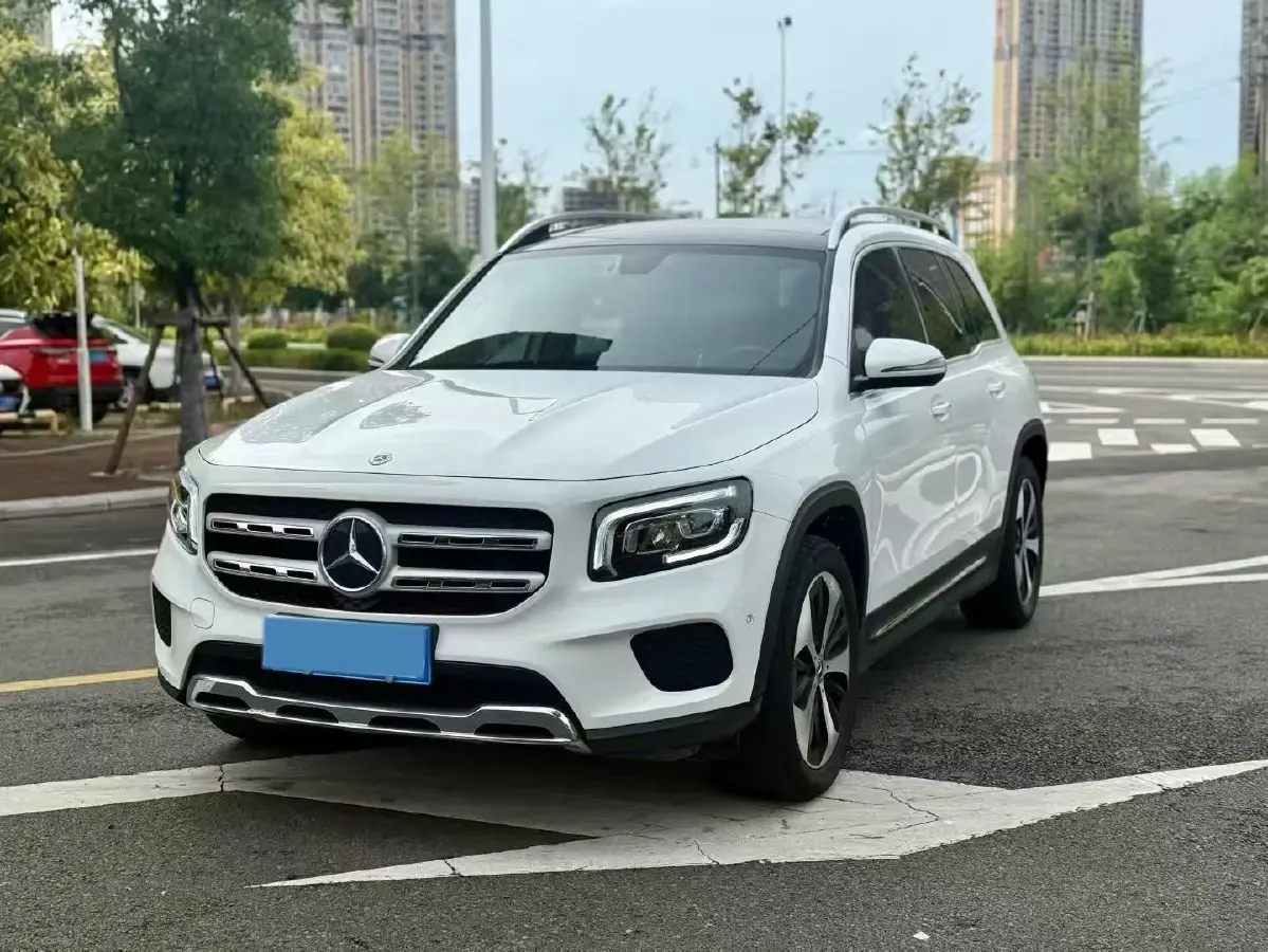 2023 Mercedes-Benz GLB Class 2.0T 190HP L4 8DCT