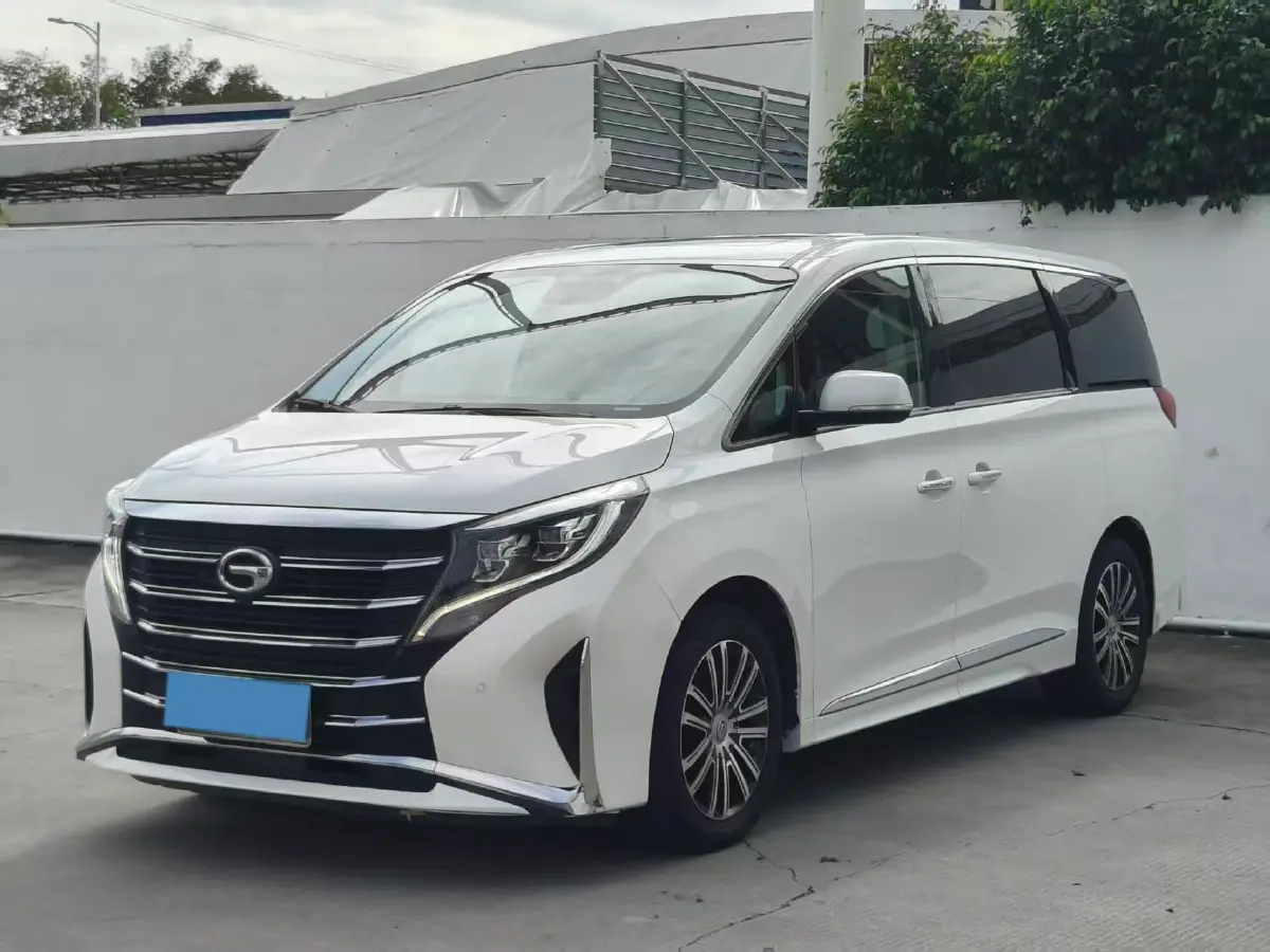 2021 GAC Trumpchi M8 2.0T 252HP L4 8AT