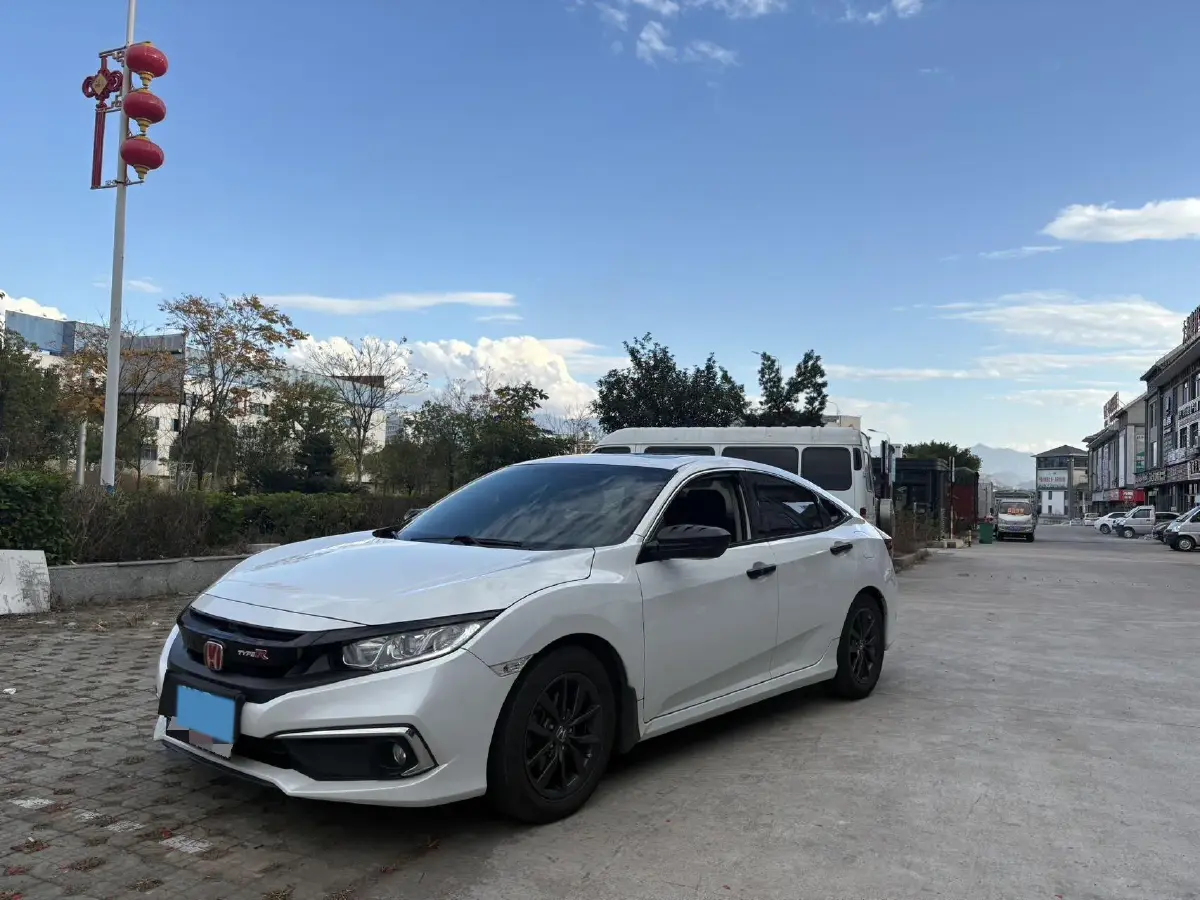 2019 Honda Civic 1.5T 177HP L4 CVT