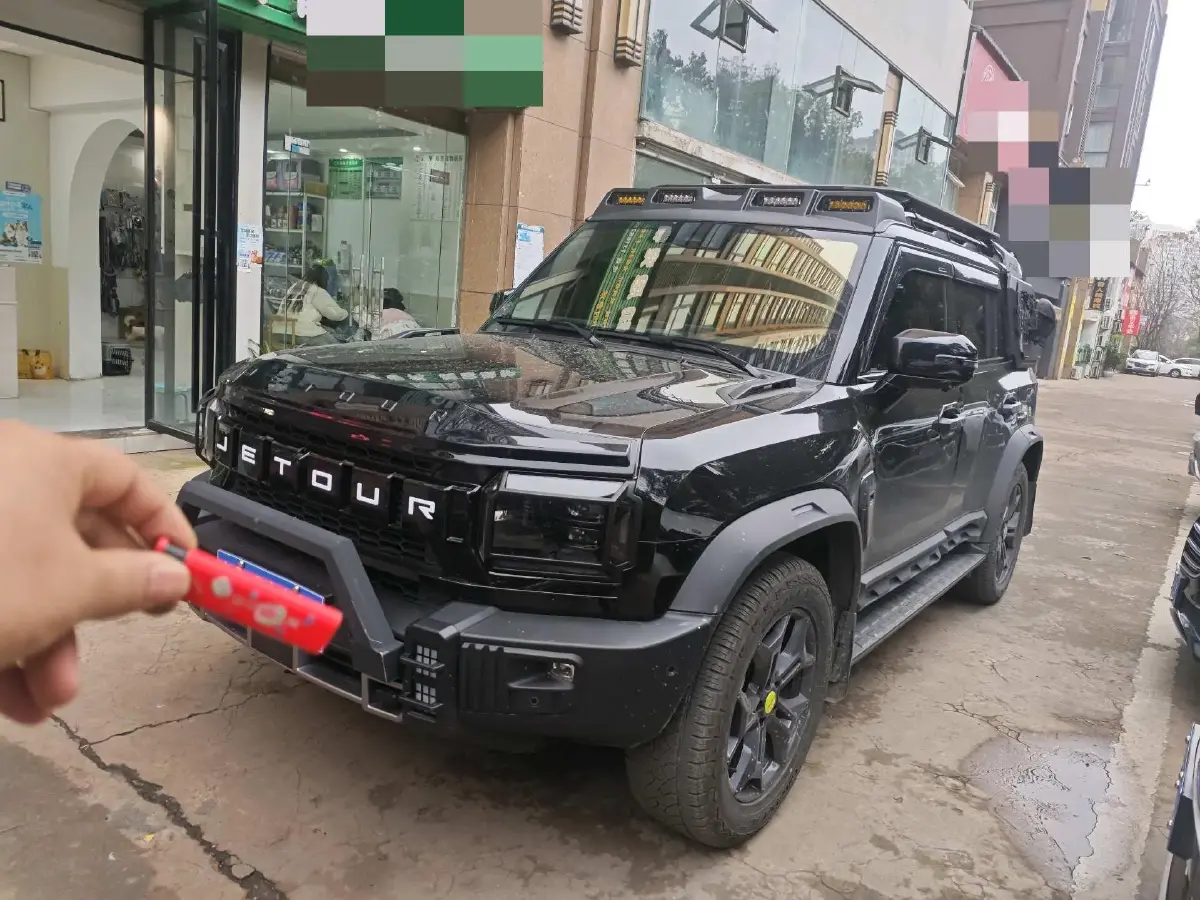 2023 Jetour Traveller 2.0T 254HP L4 7DCT