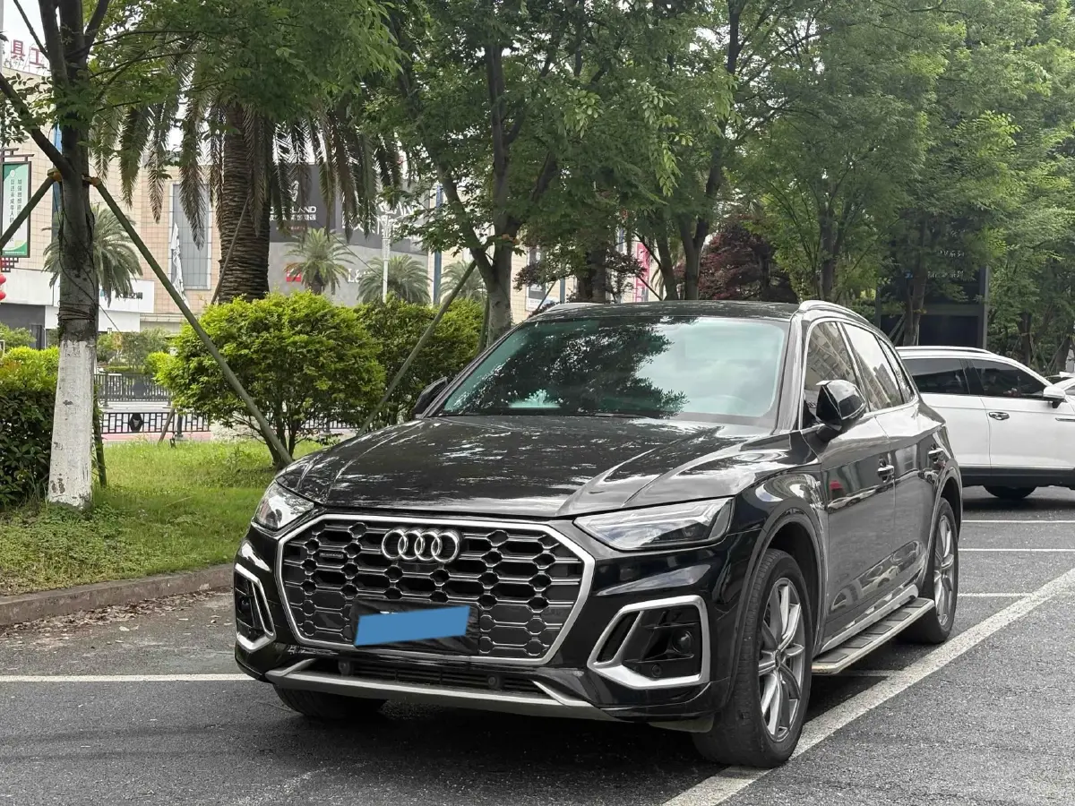 2021 Audi Q5L 2.0T 190HP L4 7DCT
