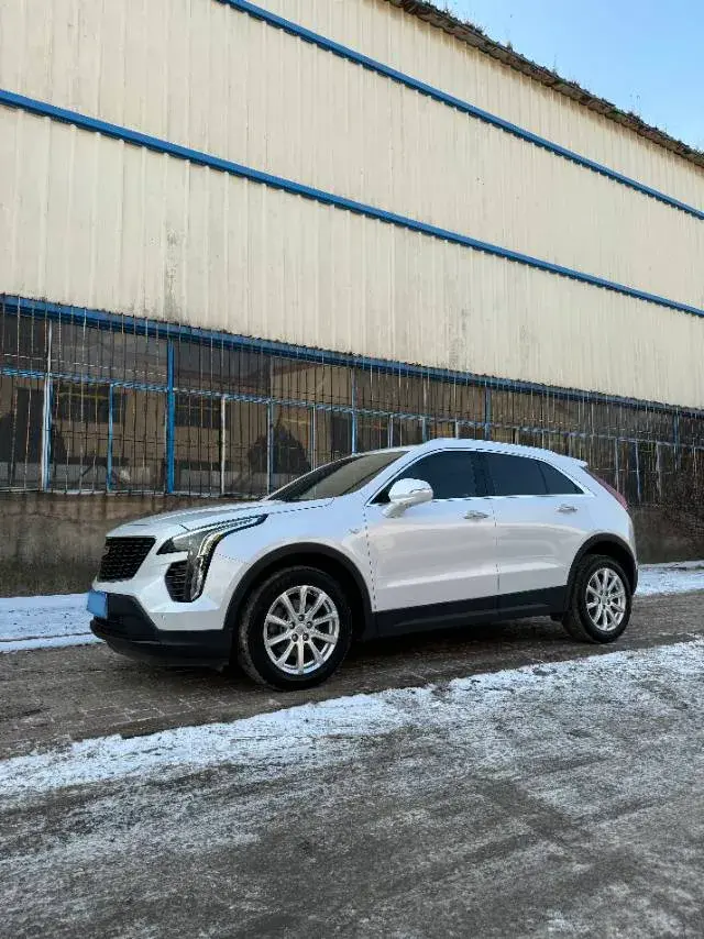 2021 Cadillac XT4 2.0T 237HP L4 9AT