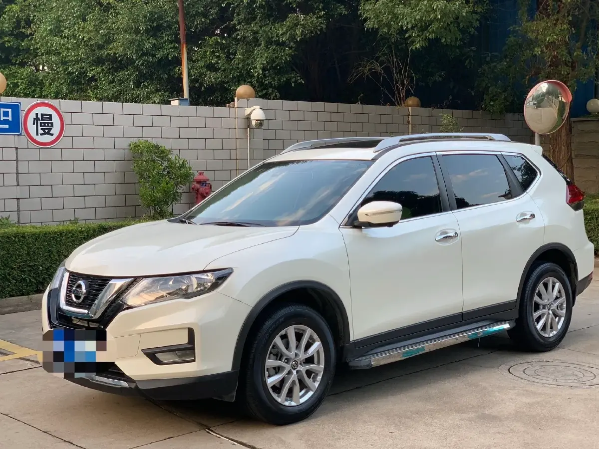 2020 Nissan X-Trail 2.0L 154HP L4 CVT