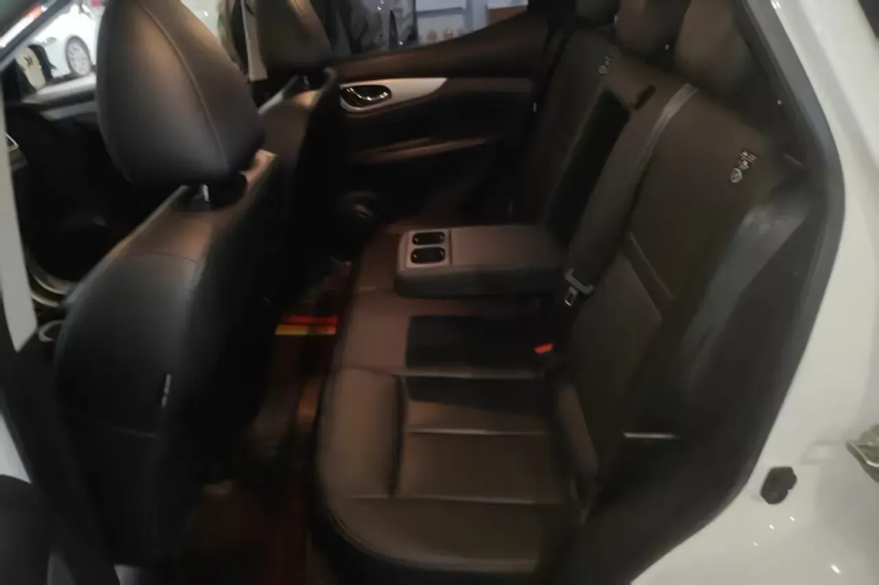 2022 Nissan Qashqai 2.0L 151HP L4 CVT,autocango,china used car exporter,china ev exporter,chinese used car exporter,chinese used ev exporter