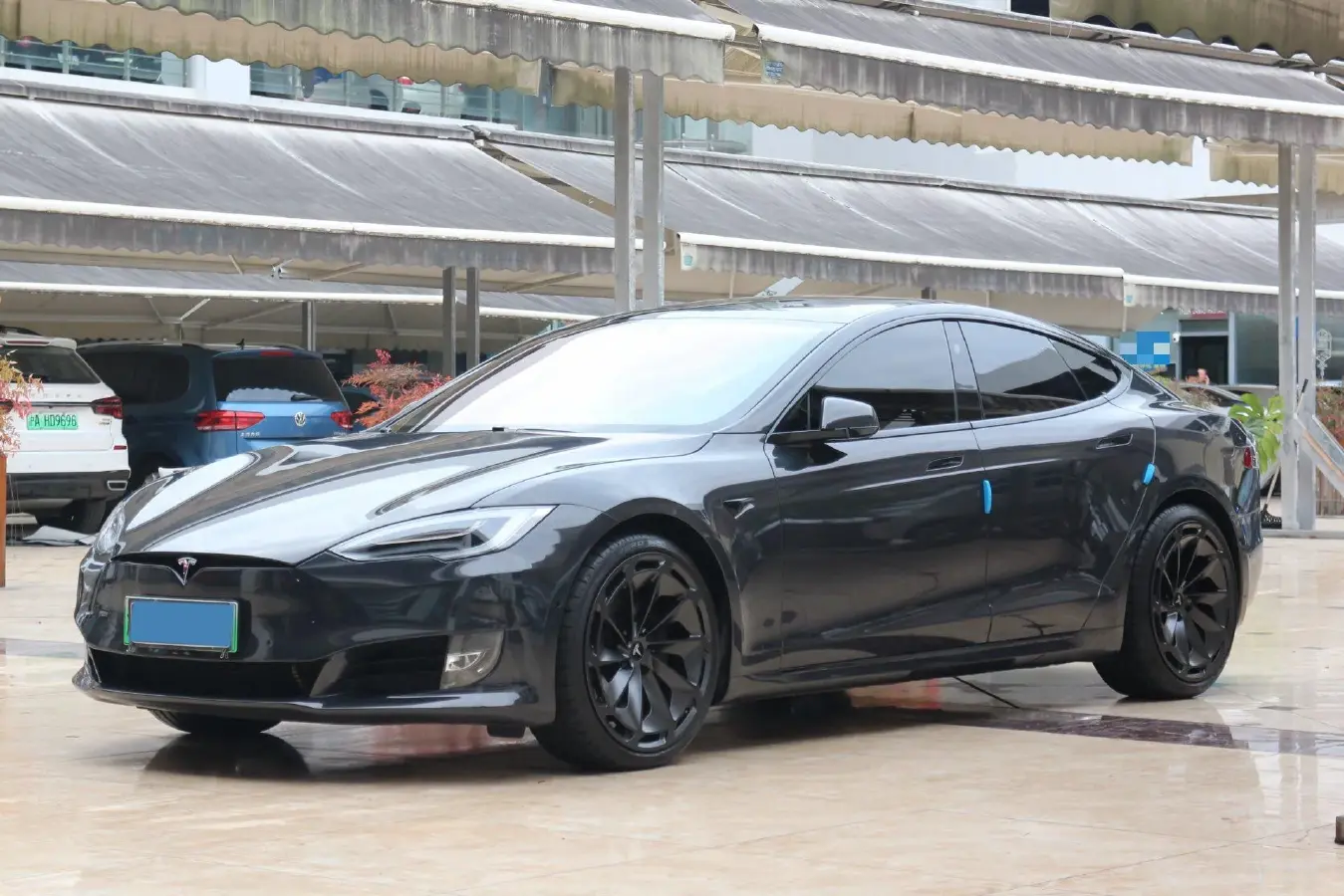 2017 Tesla Model S BEV 75KWH