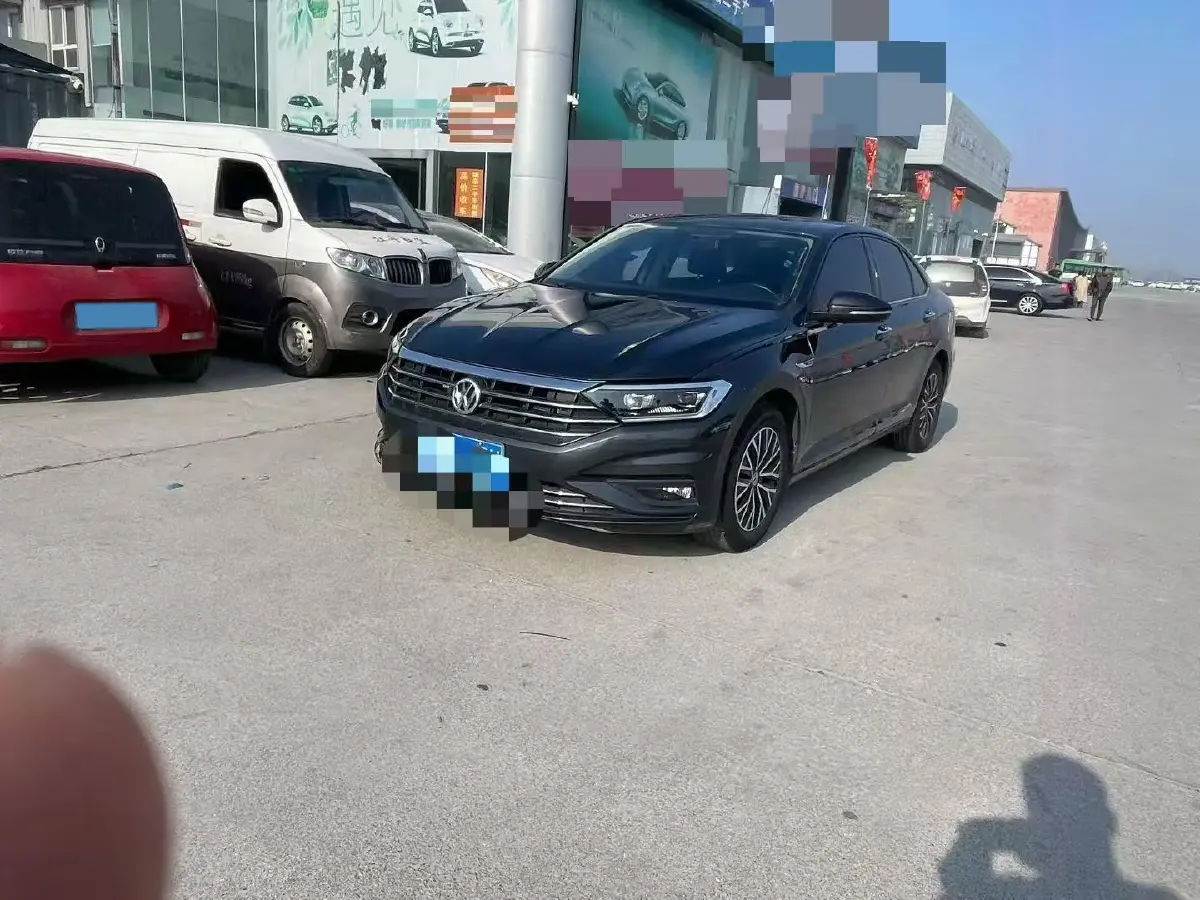 2021 Volkswagen Sagitar 1.2T 116HP L4 7DCT