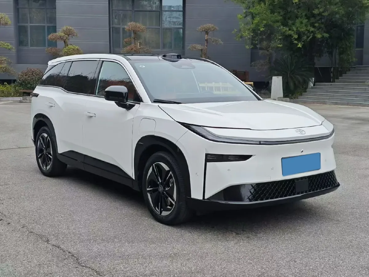 2025 Toyota BZ3X BEV 58.37KWH,autocango,china used car exporter,china ev exporter,chinese used car exporter,chinese used ev exporter