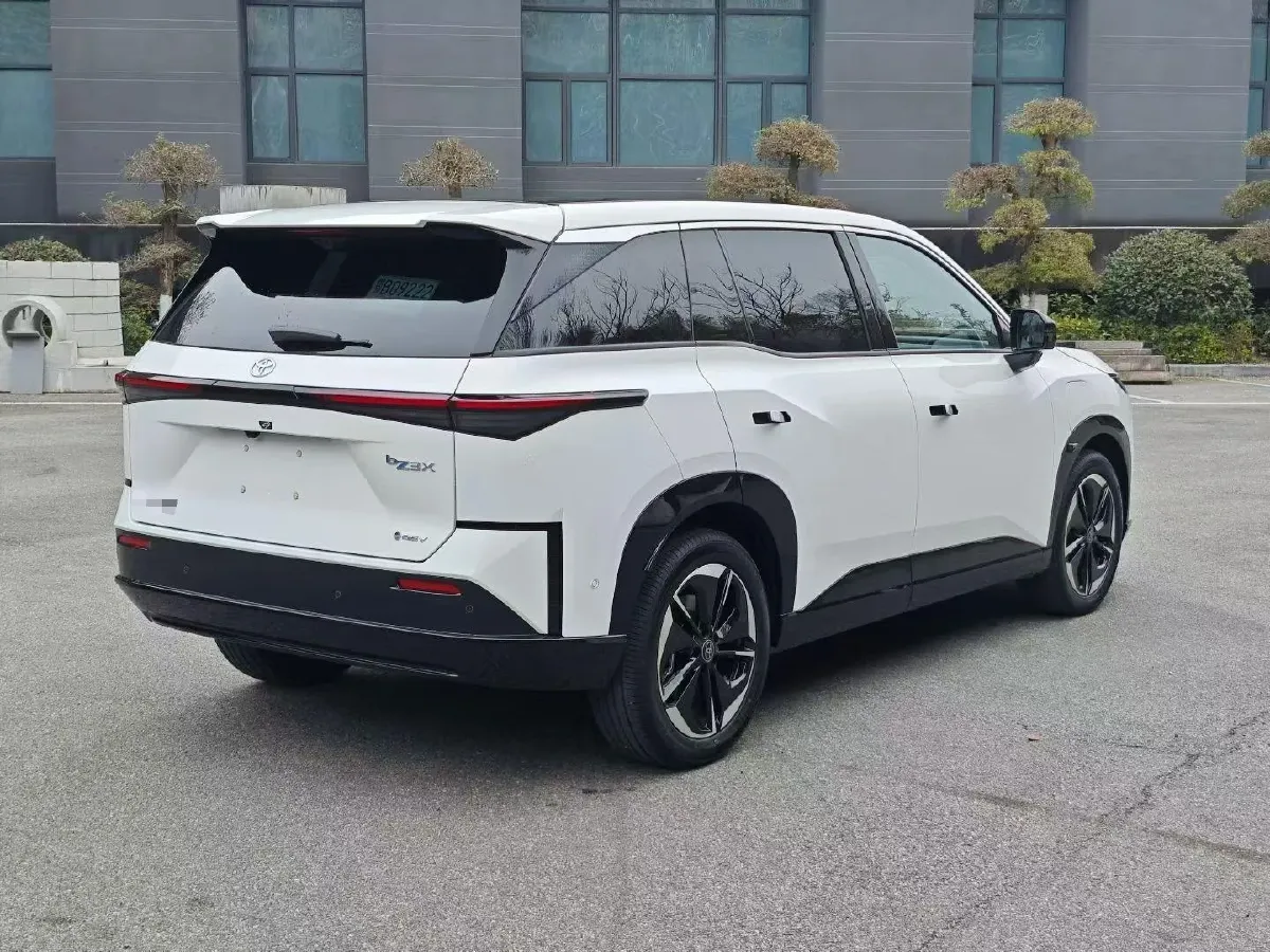 2025 Toyota BZ3X BEV 58.37KWH,autocango,china used car exporter,china ev exporter,chinese used car exporter,chinese used ev exporter
