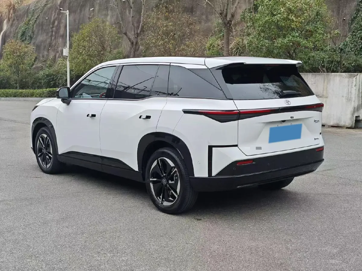 2025 Toyota BZ3X BEV 58.37KWH,autocango,china used car exporter,china ev exporter,chinese used car exporter,chinese used ev exporter