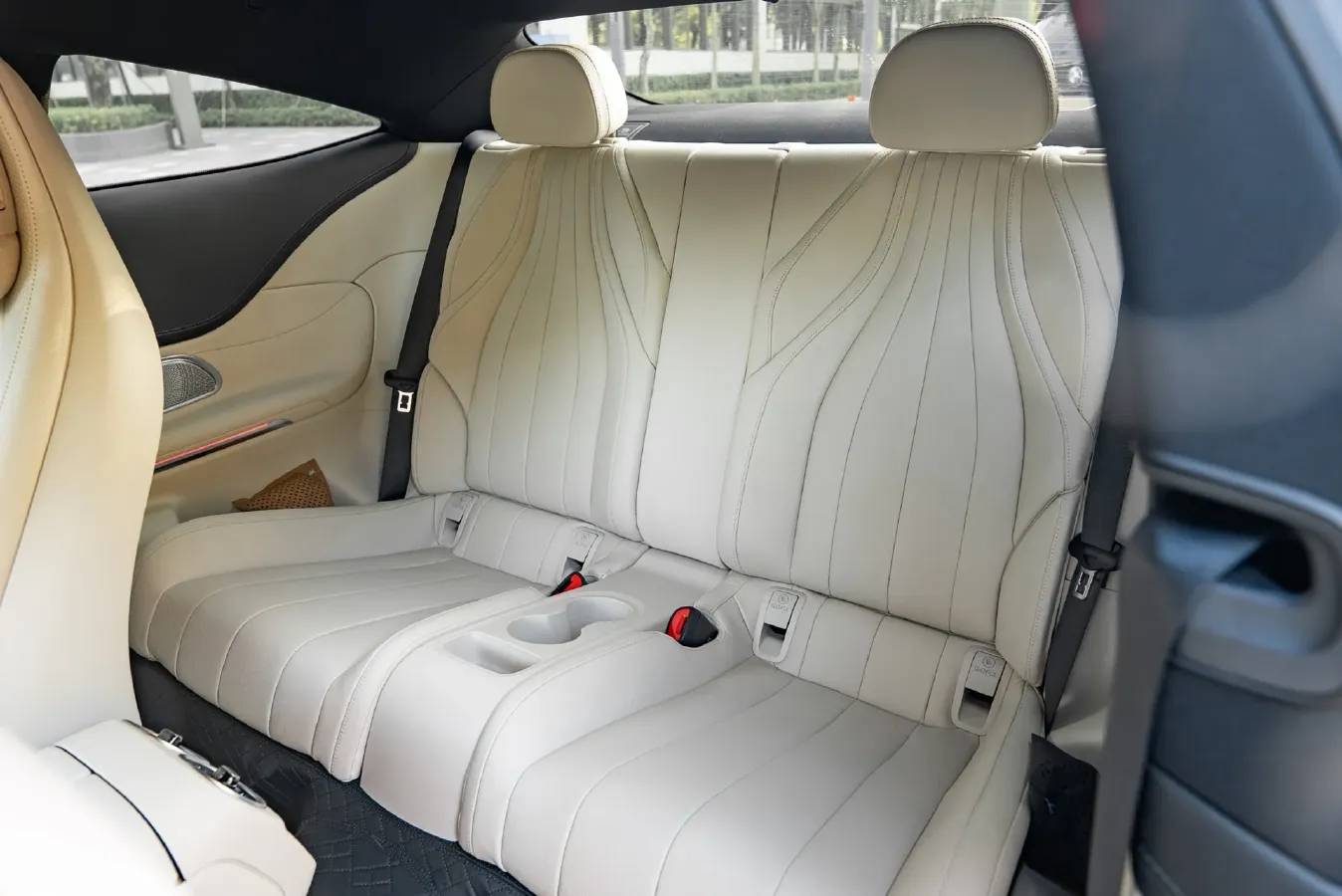 2025 Mercedes-Benz CLE AMG 3.0T 449HP L6 9AT,autocango,china used car exporter,china ev exporter,chinese used car exporter,chinese used ev exporter