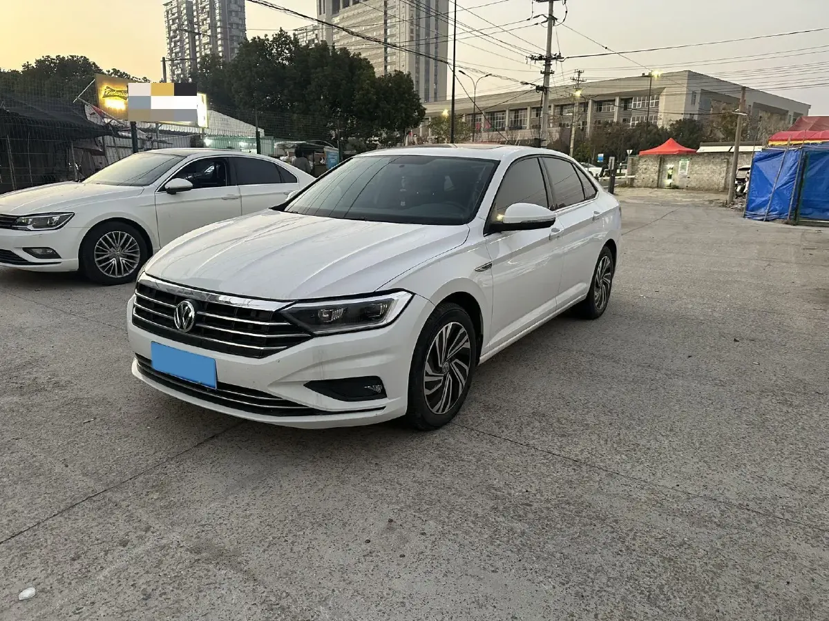 2021 Volkswagen Sagitar 1.4T 150HP L4 7DCT