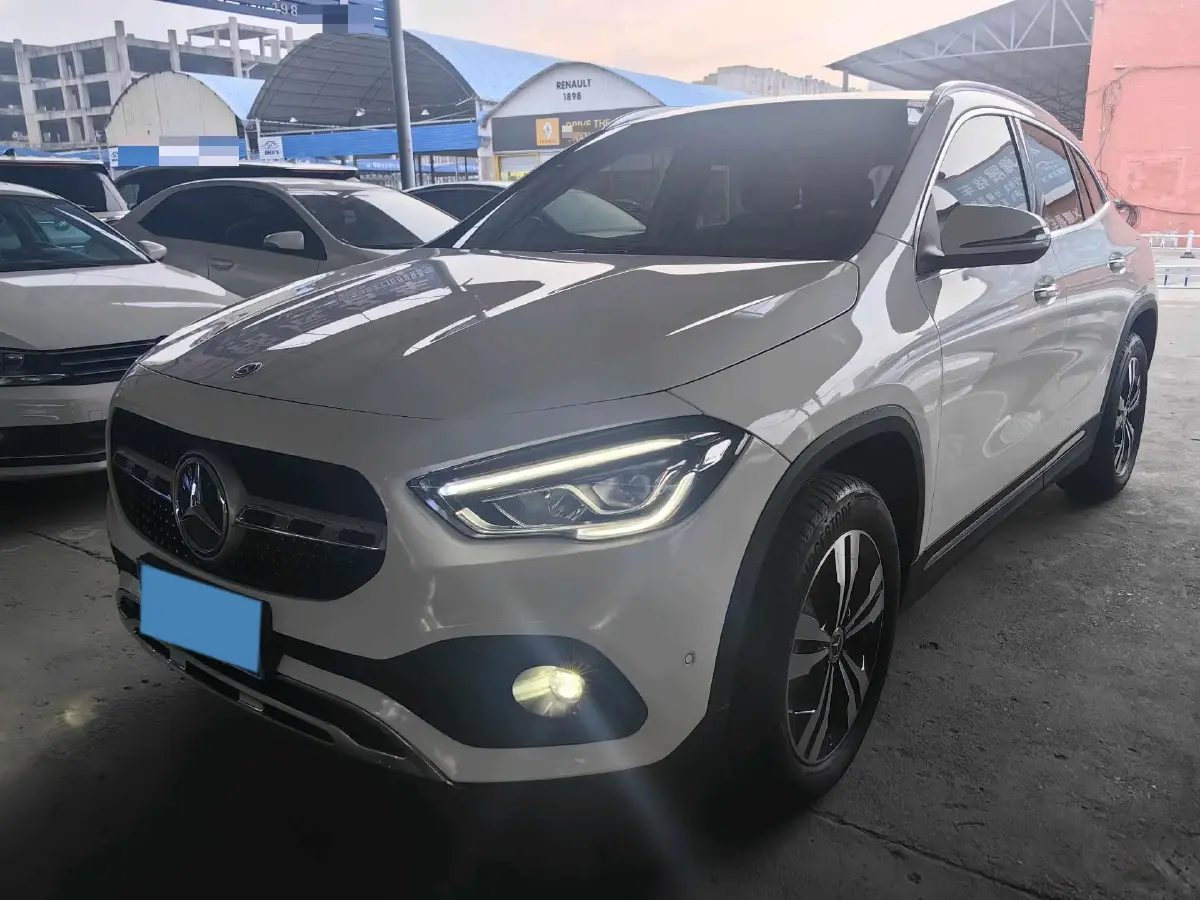 2022 Mercedes-Benz GLA Class 1.3T 163HP L4 7DCT
