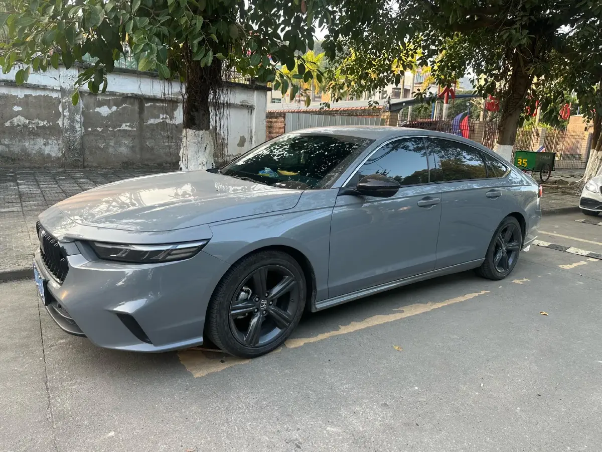 2024 Honda Inspire 1.5T 192HP L4 CVT