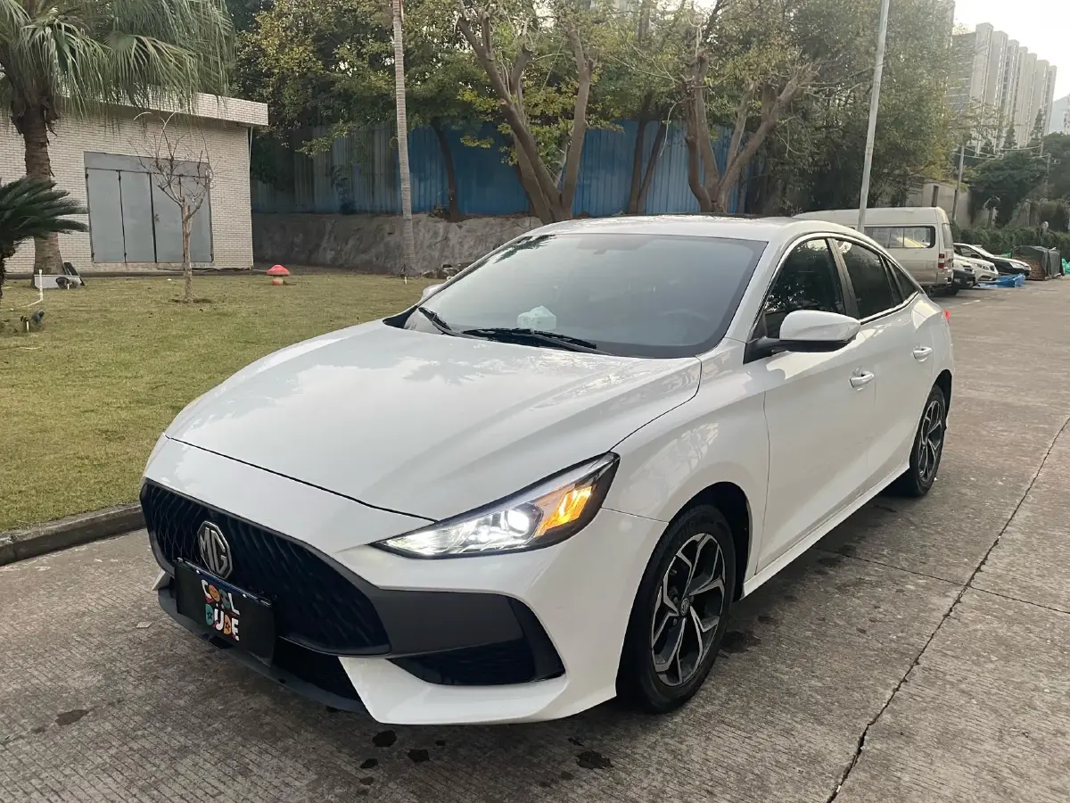 2022 MG 5 1.5L 120HP L4 CVT