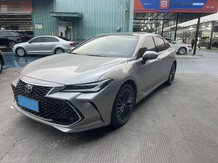 2023 Toyota Avalon 2.5L 207HP L4 8AT