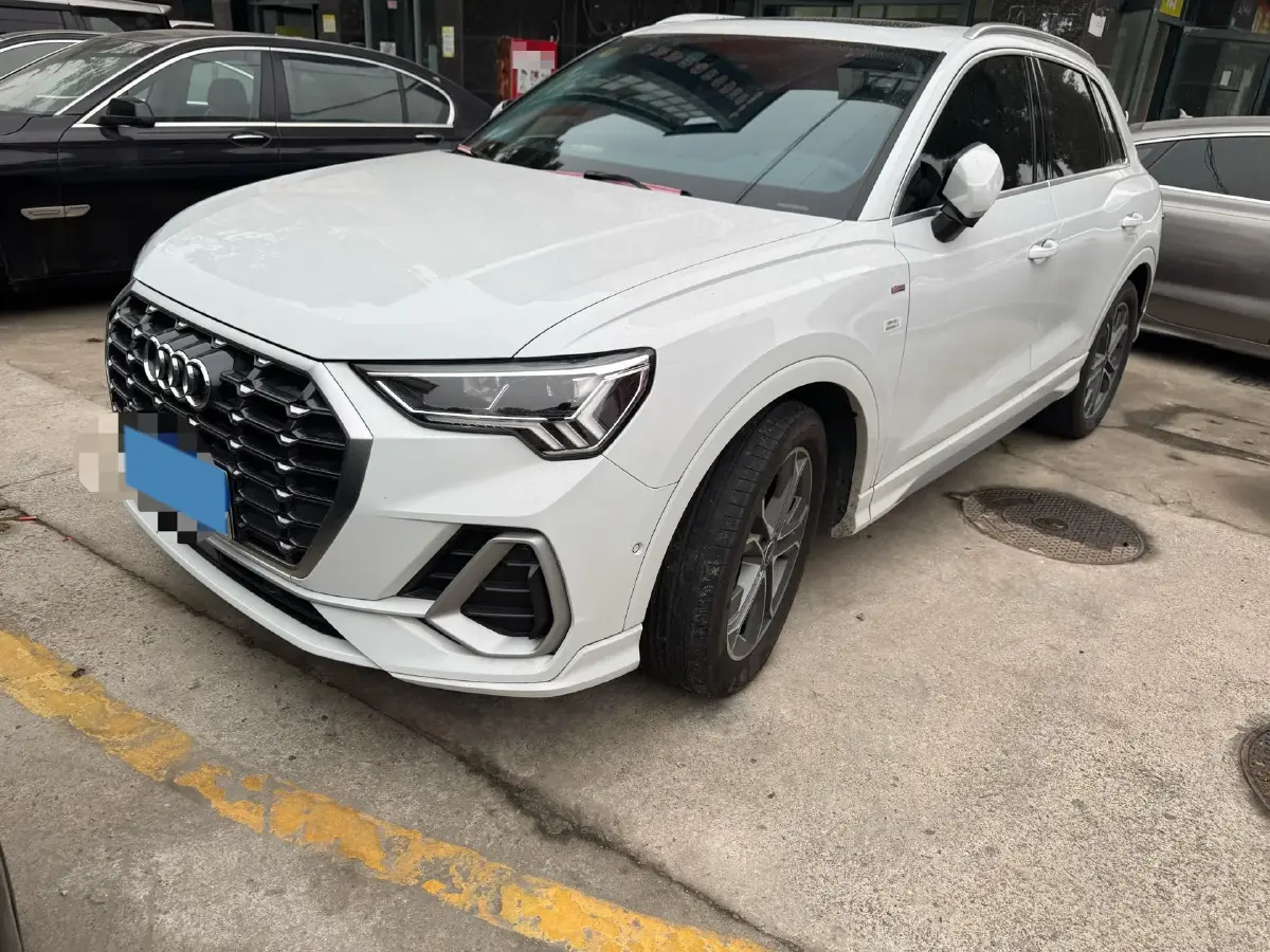 2023 Audi Q3 2.0T 186HP L4 7DCT