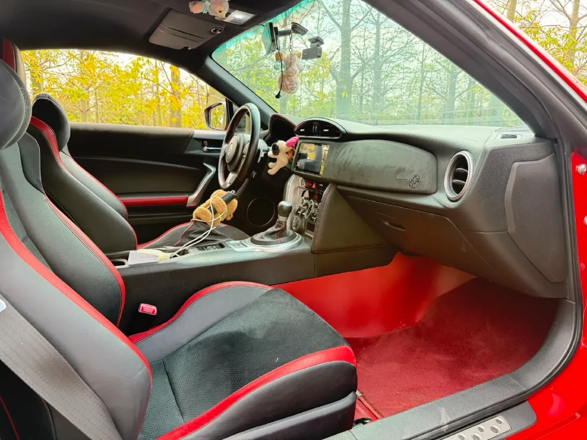 2019 Toyota 86 2.0L 200HP H4 6AT,autocango,china used car exporter,china ev exporter,chinese used car exporter,chinese used ev exporter