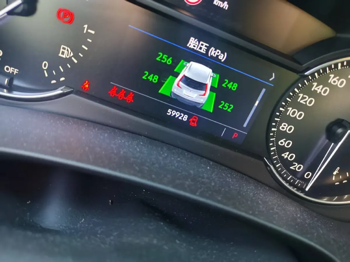 2020 Cadillac XT4 2.0T 241HP L4 9AT,autocango,china used car exporter,china ev exporter,chinese used car exporter,chinese used ev exporter